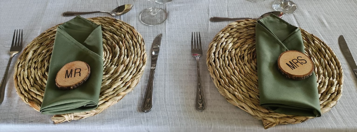 Round -Mr & Mrs