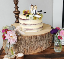 Wooden log-cake stand